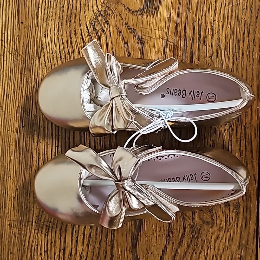 Girls Jelly Beans rose gold Easter shoes NWT